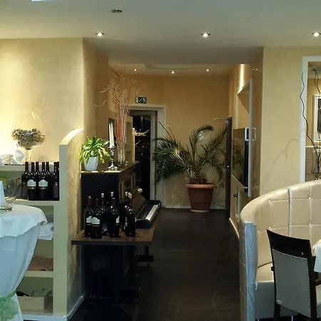La Terrazza Hotel 3*